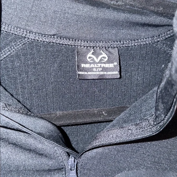 RealTree pull over - Picture 3 of 3